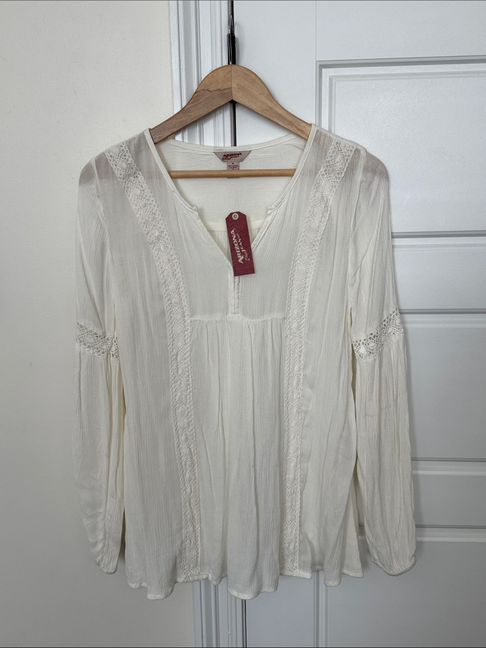 NEW Arizona Jean Co Ivory Sheer Hippie Chic Top Blouse Tunic, size medium.
